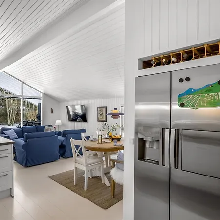Stasia - 1-5km From The Sea By Interhome